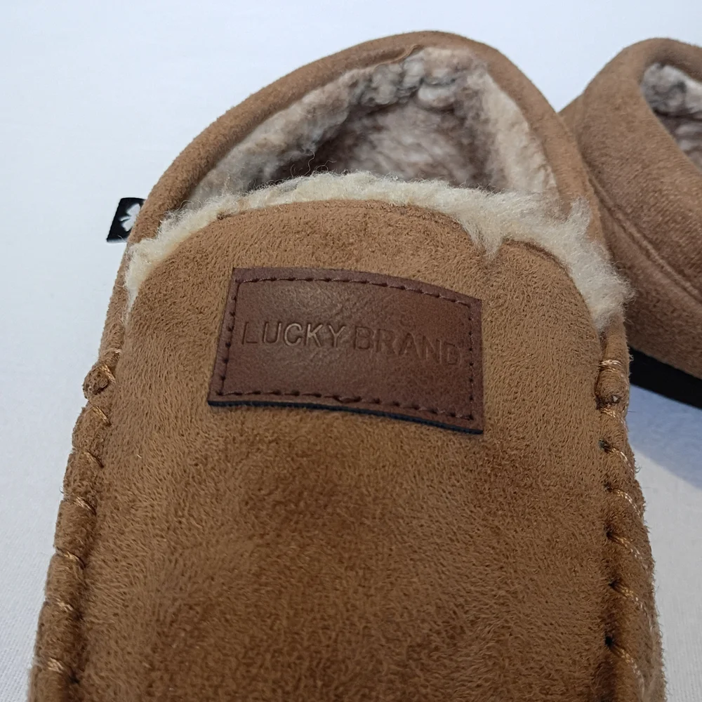 Lucky Brand Boys Tan Suede Moccasin Style Slippers Sz 6
